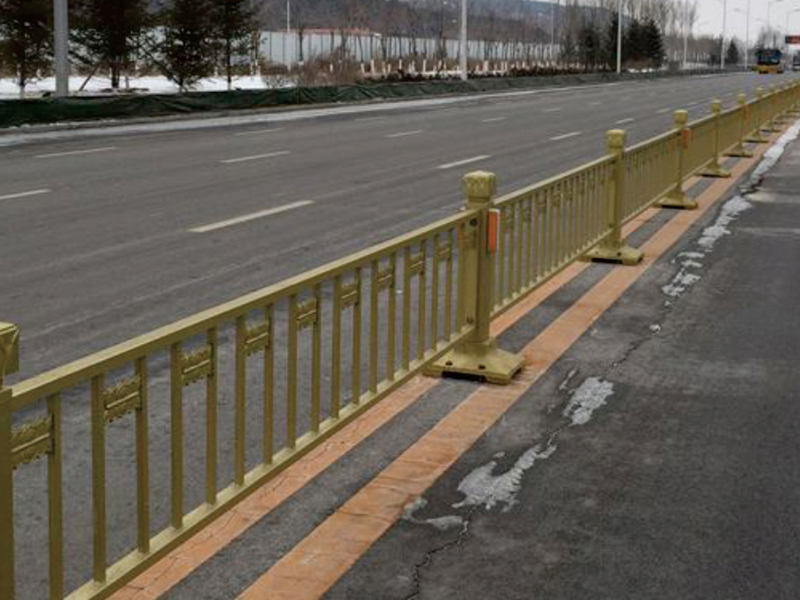 蘤(hua)式(shi)護(hu)欄（蓮(lian)蘤護欄(lan)）