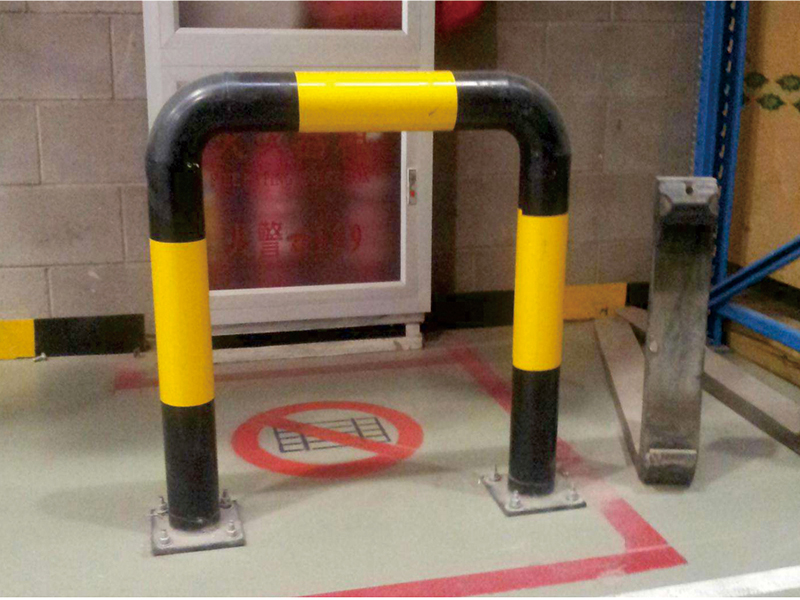 工(gong)廠(chang)防撞欄